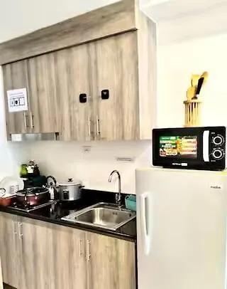 Moa - Walking Distance To Mall Cheap Accommodation Manila